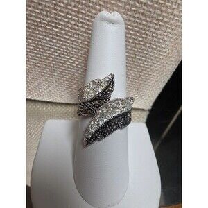 Vintage Black & Silver Bypass Leaf Ring